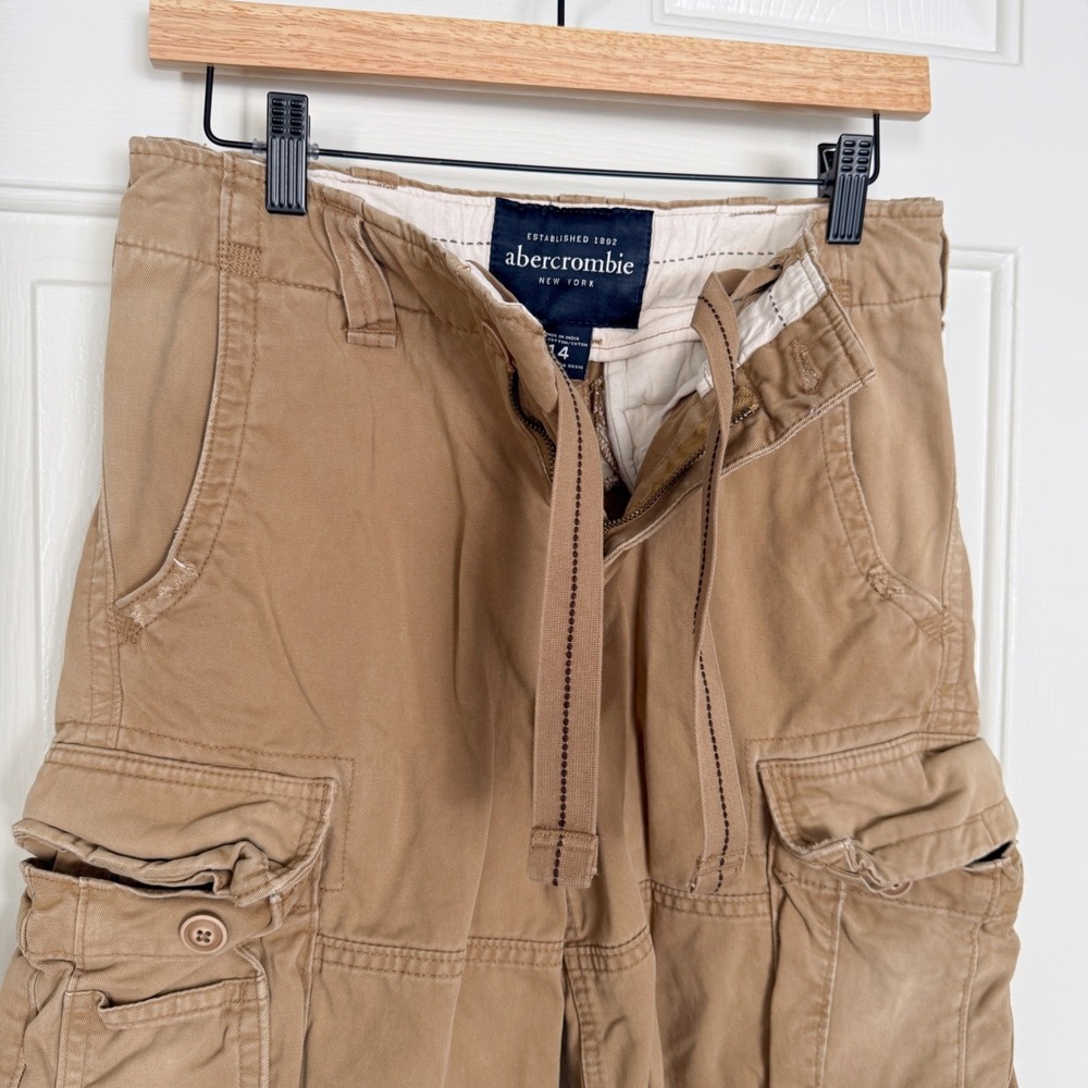 abercrombie Boys 14 Khaki Cargo Shorts Pockets Drawstring 100% Cotton Y2K Style - Picture 5 of 7